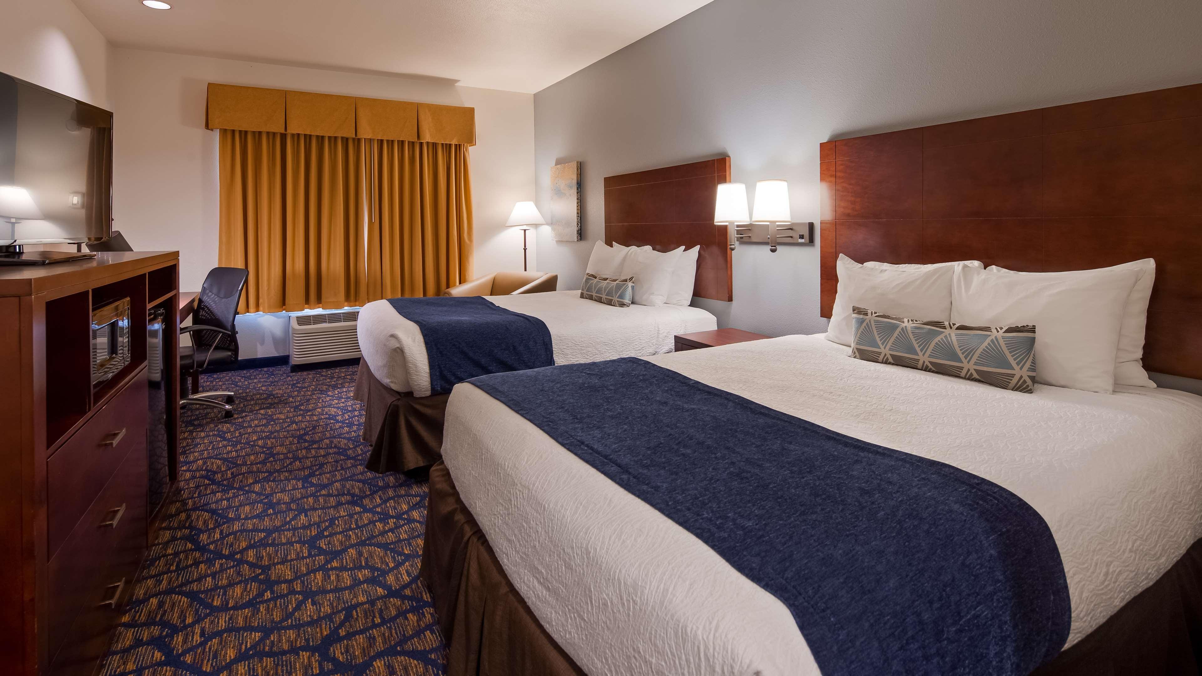 Best Western Plus Villa Del Lago Inn Patterson Εξωτερικό φωτογραφία