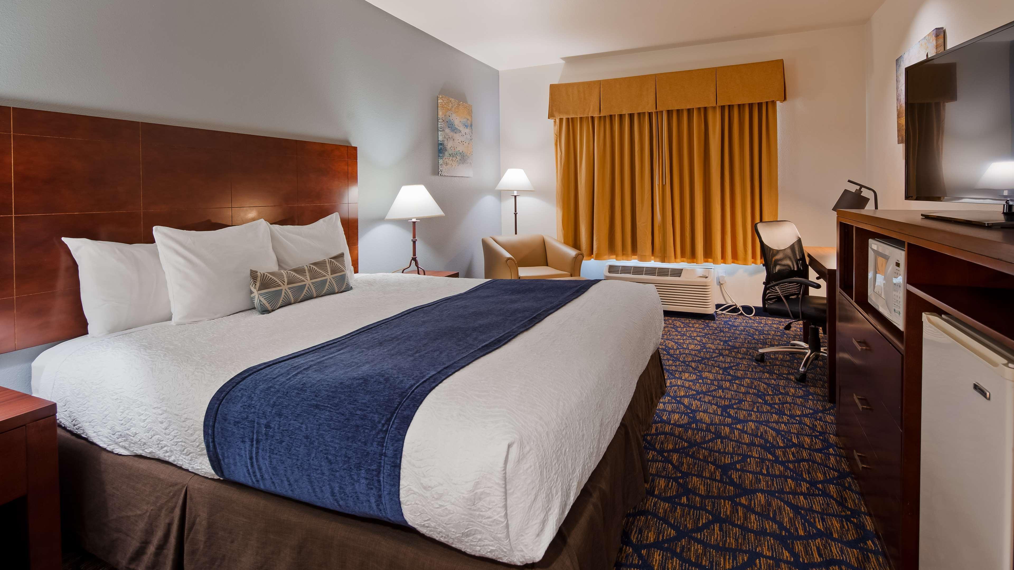 Best Western Plus Villa Del Lago Inn Patterson Εξωτερικό φωτογραφία