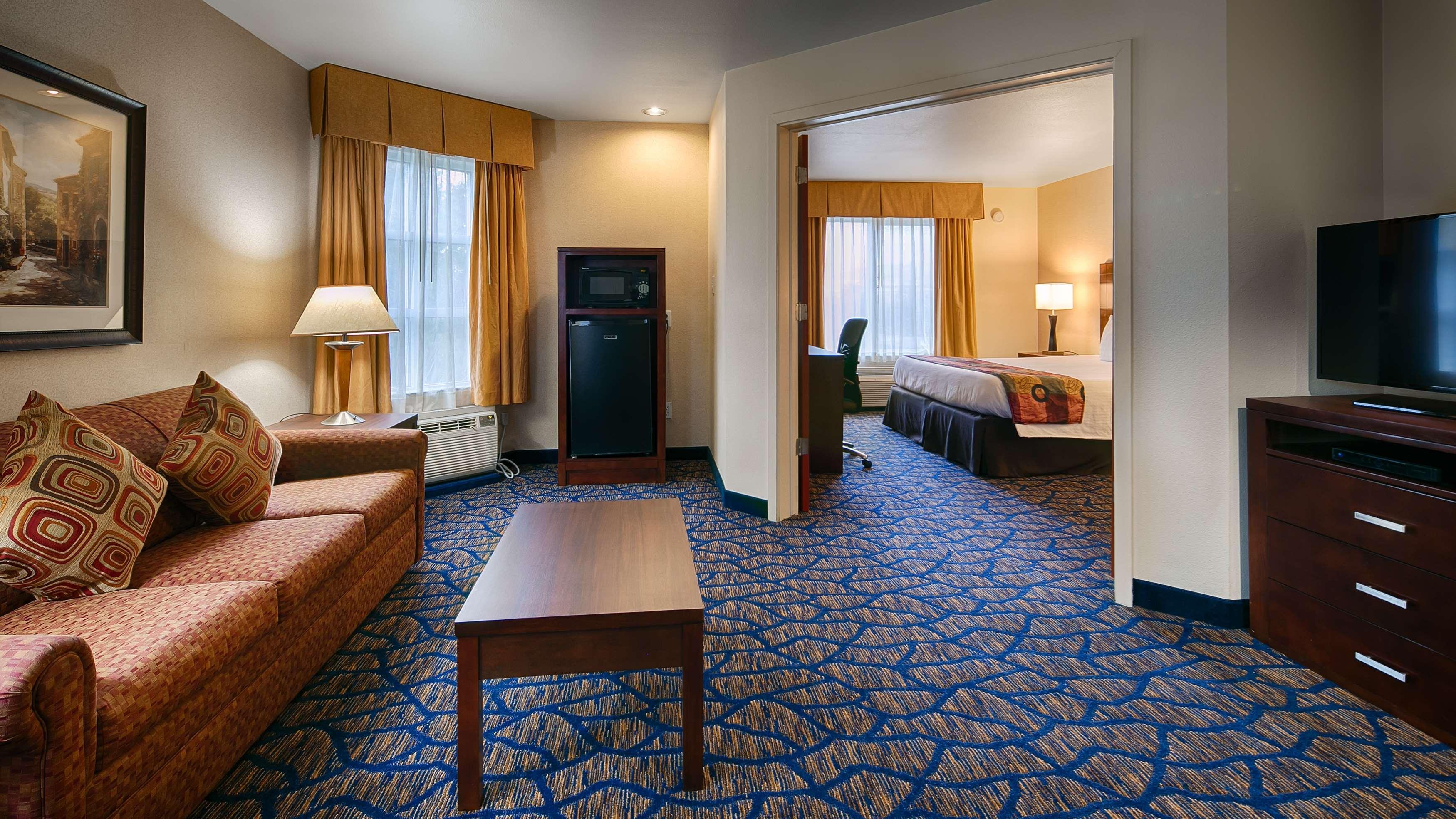 Best Western Plus Villa Del Lago Inn Patterson Εξωτερικό φωτογραφία