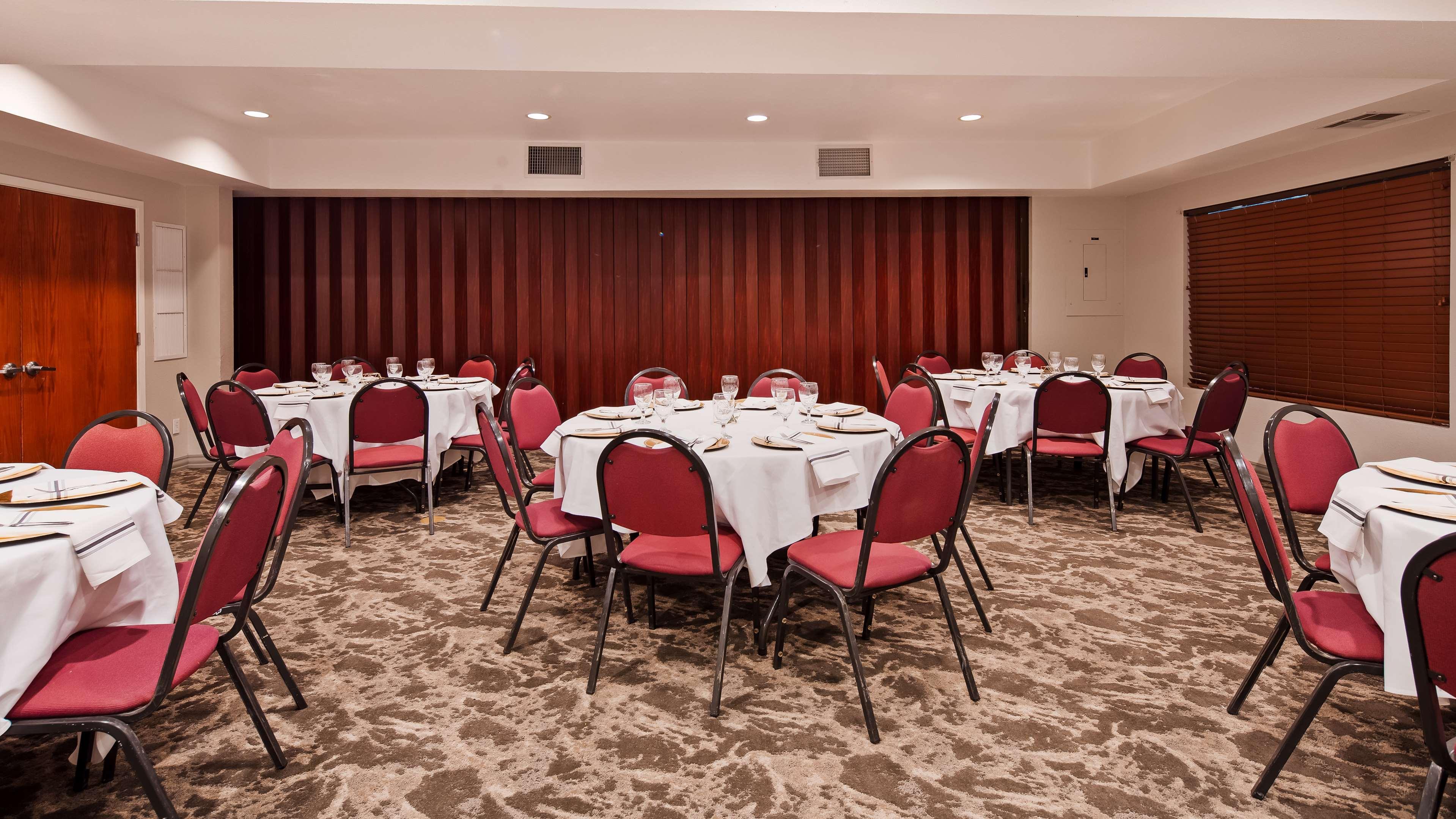 Best Western Plus Villa Del Lago Inn Patterson Εξωτερικό φωτογραφία