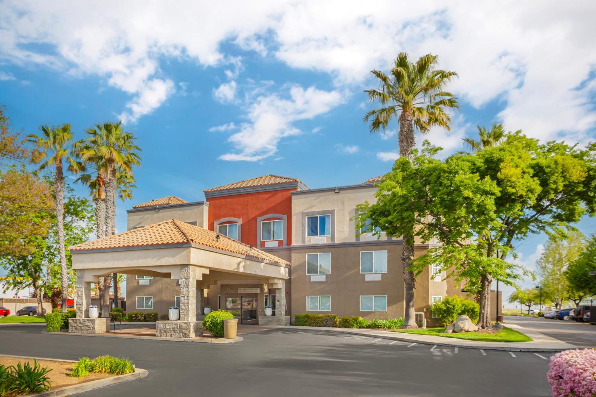 Best Western Plus Villa Del Lago Inn Patterson Εξωτερικό φωτογραφία