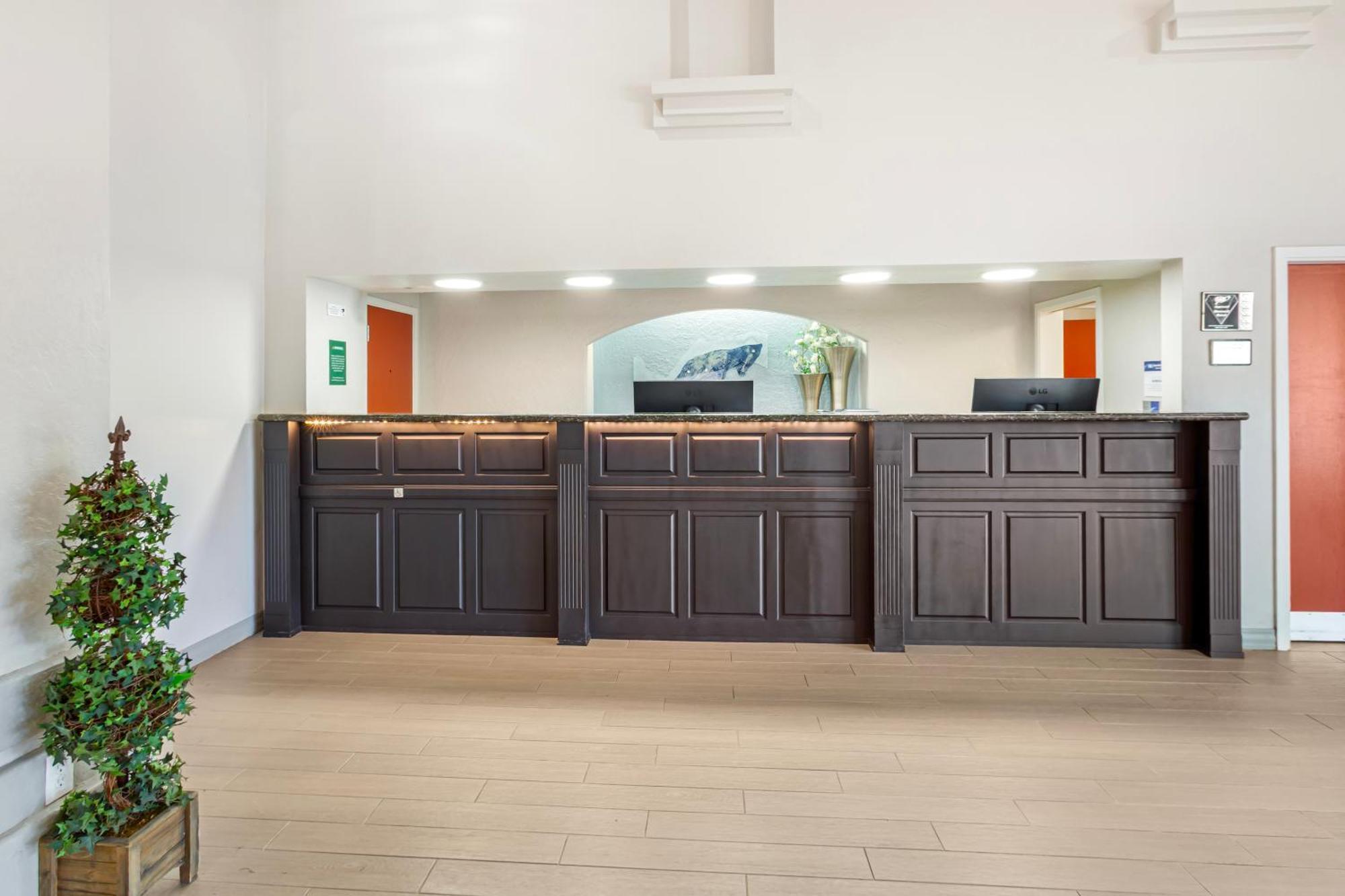 Best Western Plus Villa Del Lago Inn Patterson Εξωτερικό φωτογραφία