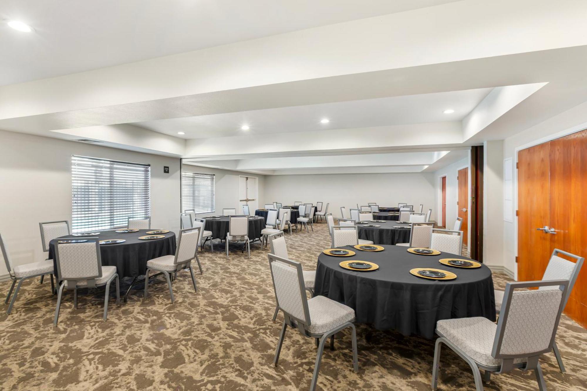 Best Western Plus Villa Del Lago Inn Patterson Εξωτερικό φωτογραφία