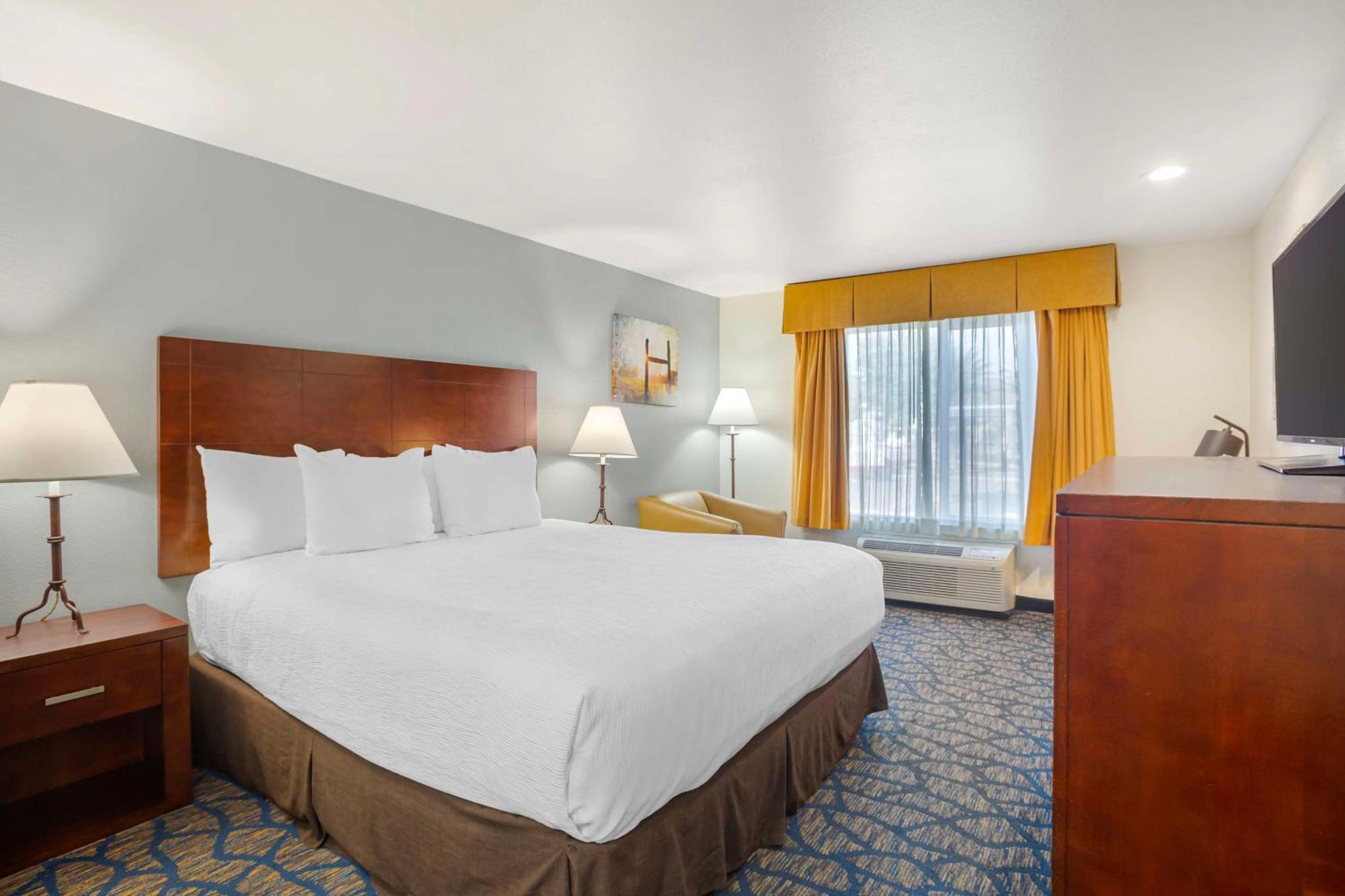 Best Western Plus Villa Del Lago Inn Patterson Εξωτερικό φωτογραφία