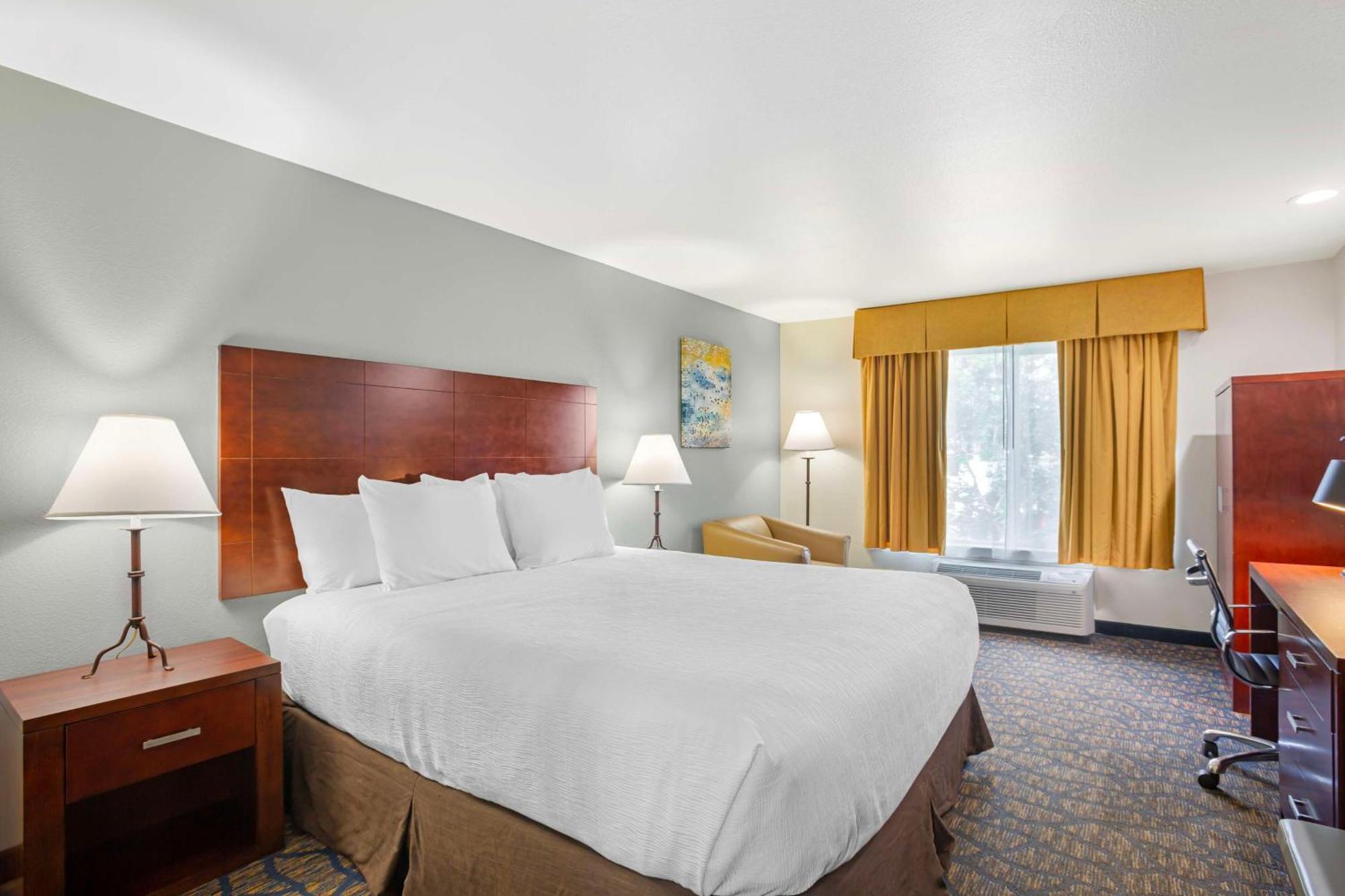 Best Western Plus Villa Del Lago Inn Patterson Εξωτερικό φωτογραφία