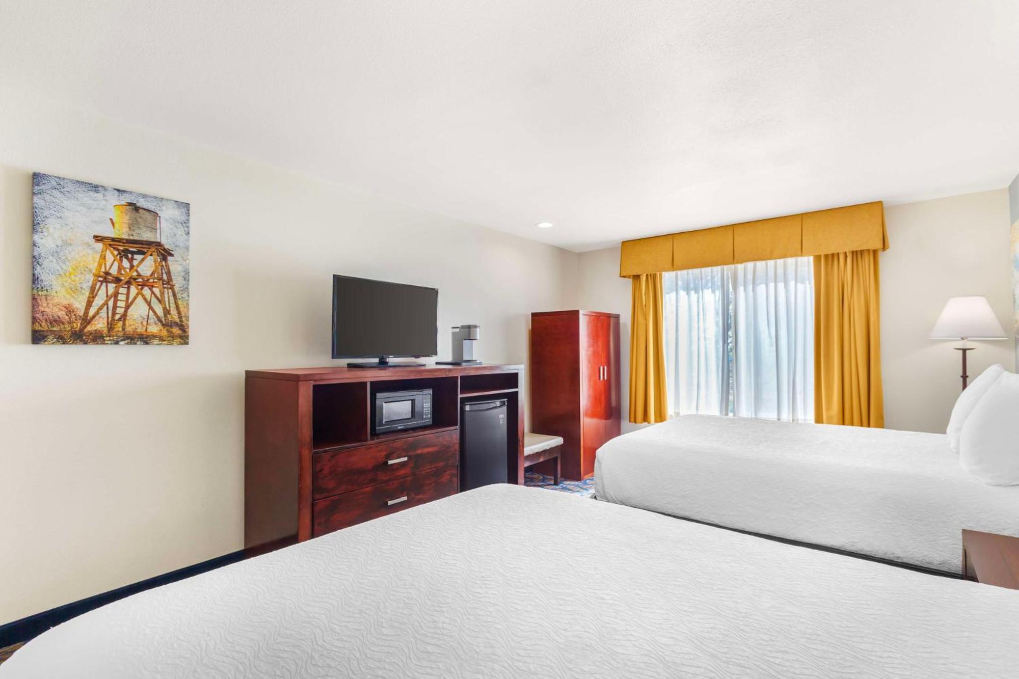Best Western Plus Villa Del Lago Inn Patterson Εξωτερικό φωτογραφία