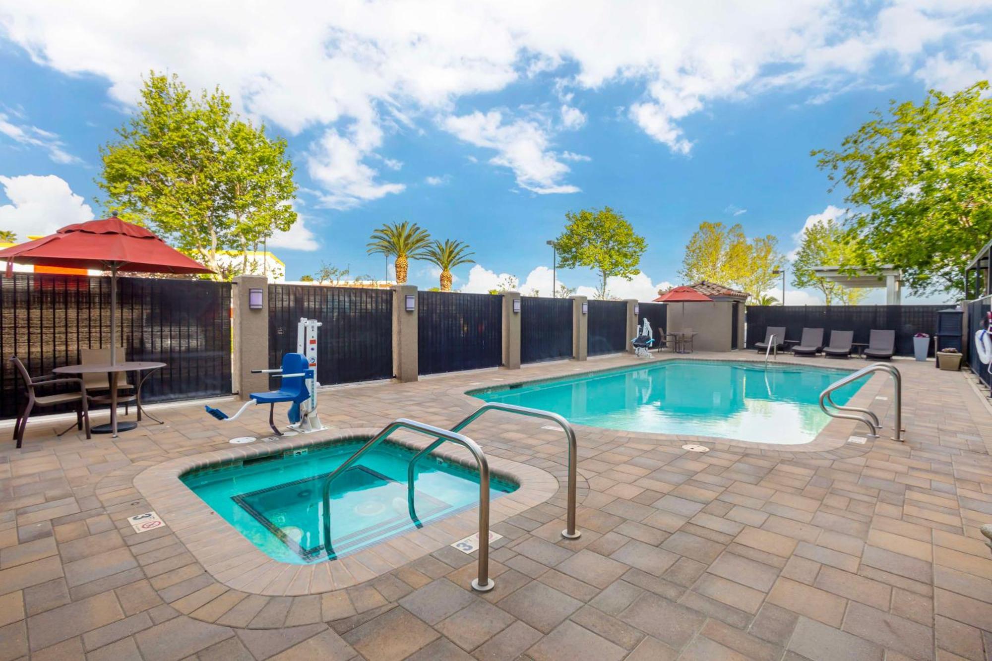 Best Western Plus Villa Del Lago Inn Patterson Εξωτερικό φωτογραφία